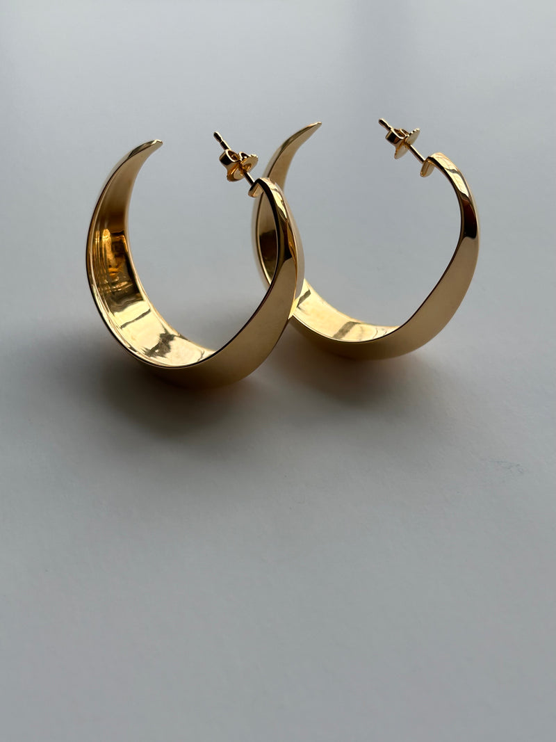 Liv Hoops Sample sale
