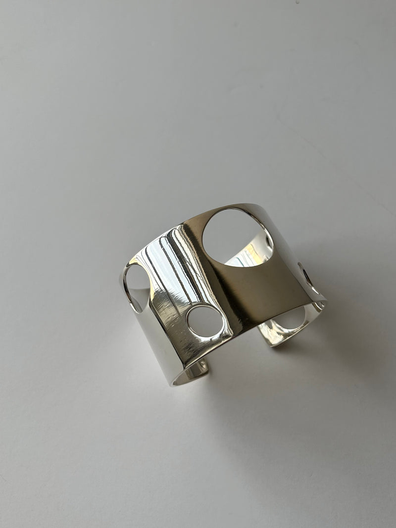 Ariel Cuff Sample Sale