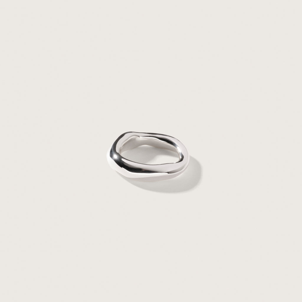 Sonia Ring – Selina King
